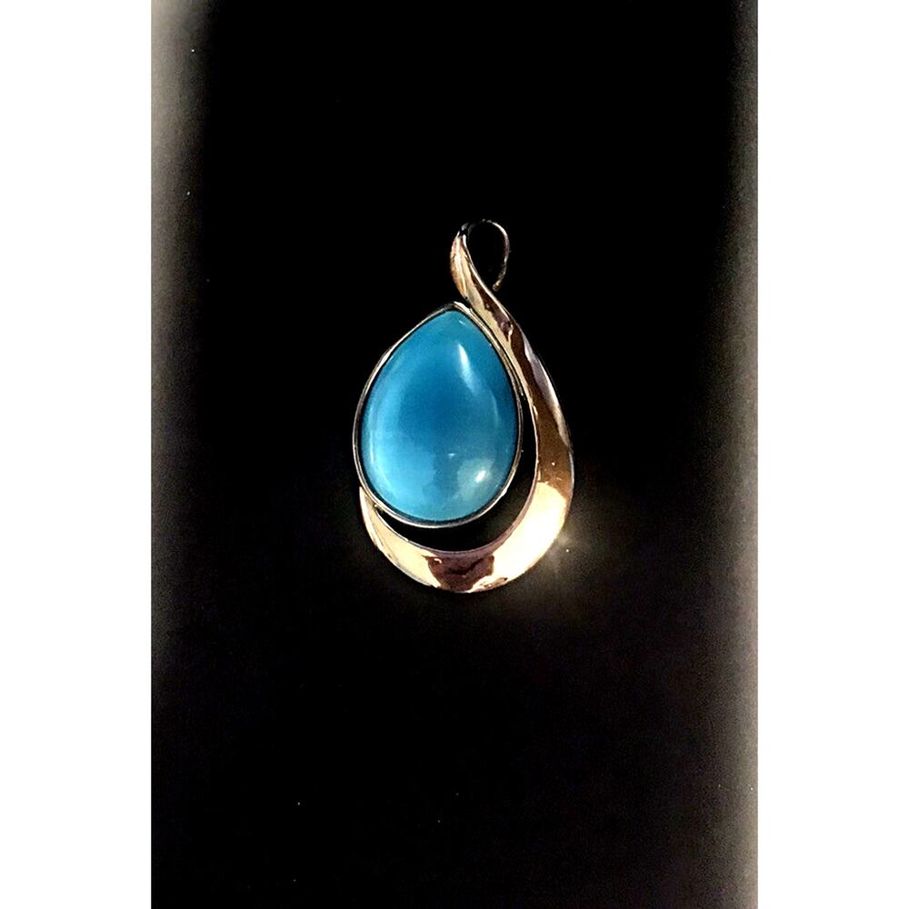 Elegant Lia Sophia Ocean Blue Moon Glow Pendant Silver Tone Signed 2” Stunning